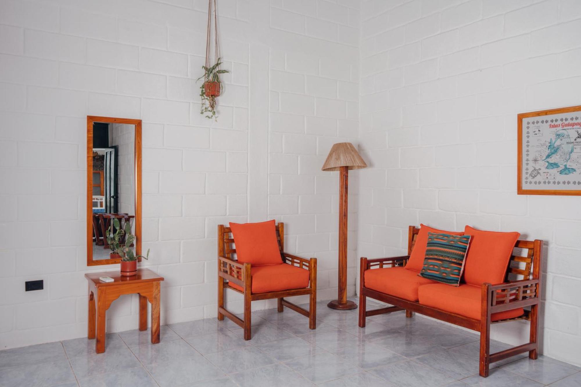 Hostal Pimampiro Puerto Baquerizo Moreno Luaran gambar